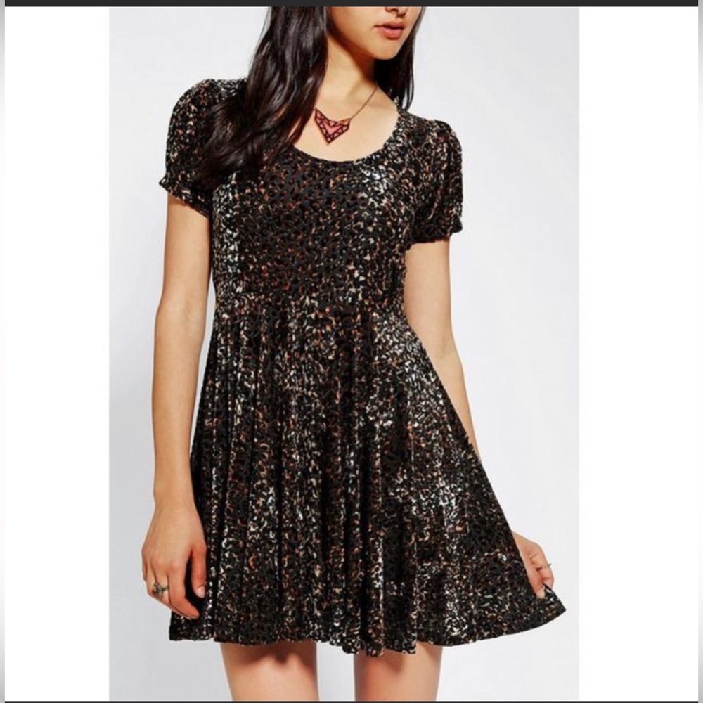 MINKPINK Velvet Leopard Dress - Urban Outfitters